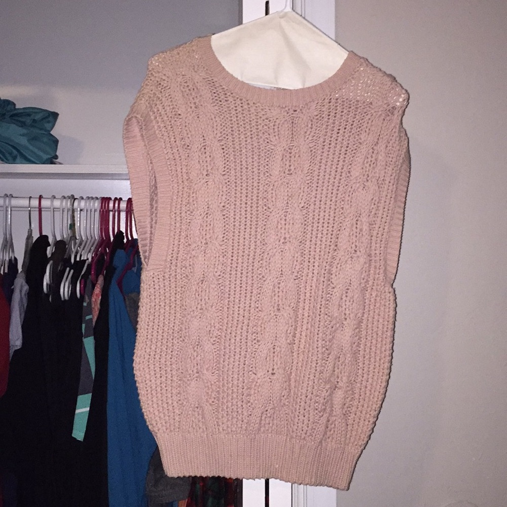 Sleeveless sweater
